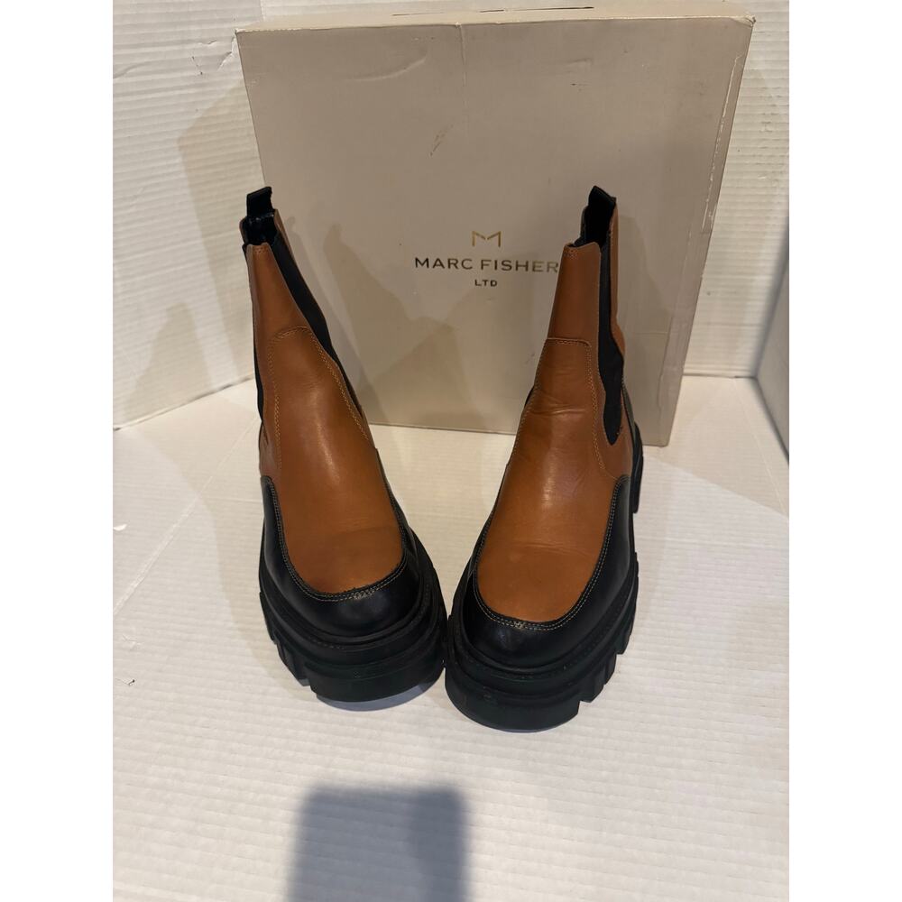 Marc Fisher Morgan Chelsea Lug Boot 9.5M Cognac Leather NEW Display boot - Picture 3 of 5